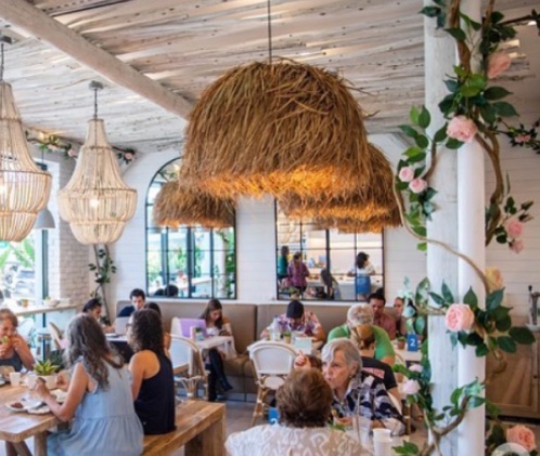 Restaurant dining room floral program